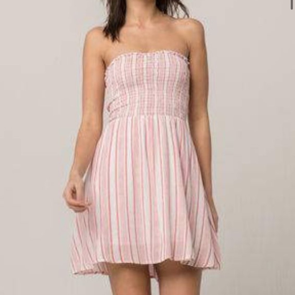 Tilly’s Strapless Pink & White Striped Mini Dress. Size Small